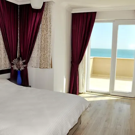 Otel Volkii 2*
